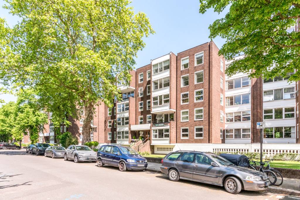 Darwin Court, Gloucester Avenue, NW1 Jeremy Bass Estate Agents